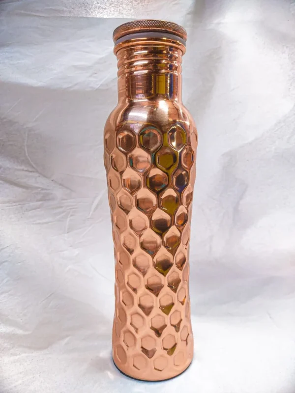 Curved diamond Copper Bottle - Image 2